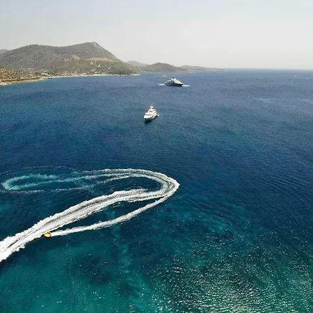 Hotel Kempinski Barbaros Residences *