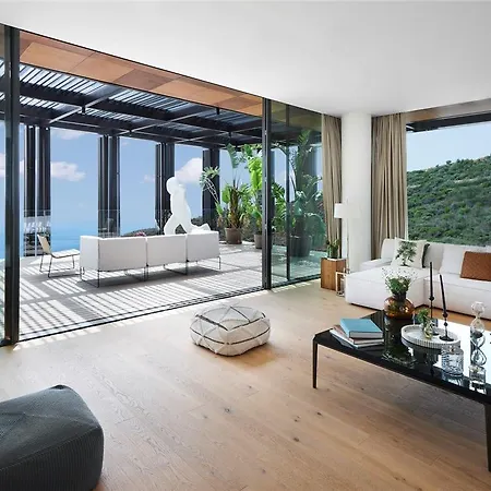 Kempinski Barbaros Residences ホテル ムーラ