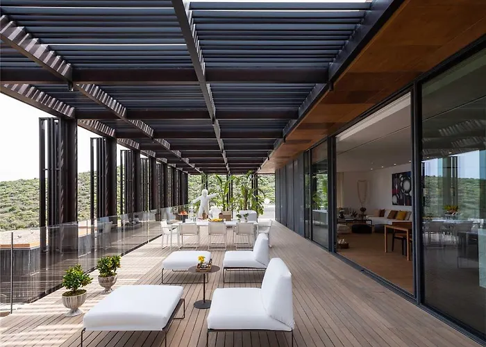 Kempinski Barbaros Residences Hotel